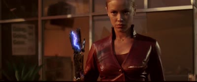 Terminator 3 - The T-X Turns Her Arm Into a Plasma Cannon