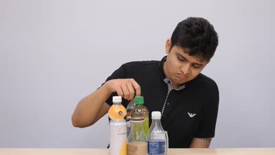 [MM2017] Vocktail: A Virtual Cocktail for Pairing Digital Taste, Smell, and Color Sensations